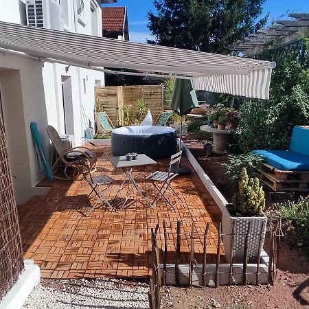 Superbe Appartement Avec Jacuzzi Avec Jardin Prive Lyon Exteriér fotografie